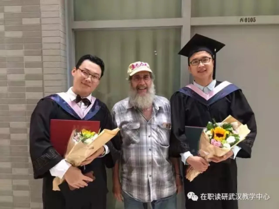 外教助阵对外经济贸易大学英语专业武汉班开学典礼